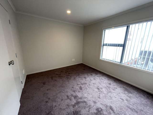 2Y/1 Wadier Place 11401_3