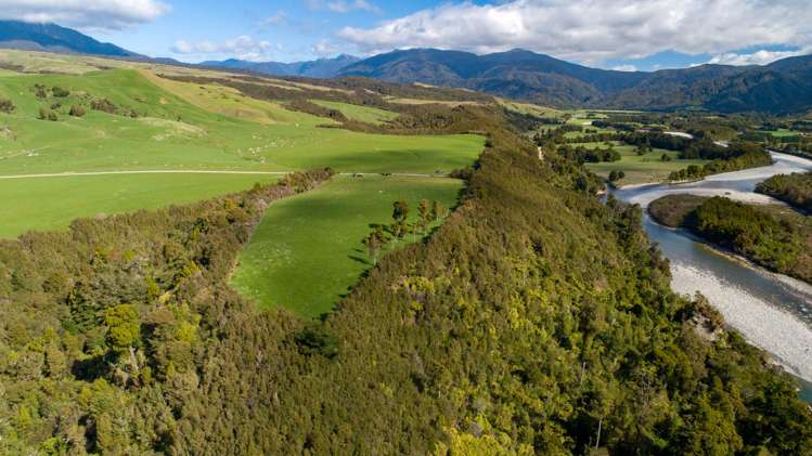 Quartz Range Road Bainham_12