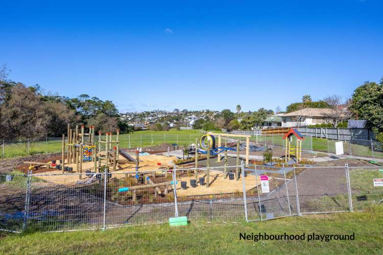 2/6 Knott Road Stanmore Bay_12