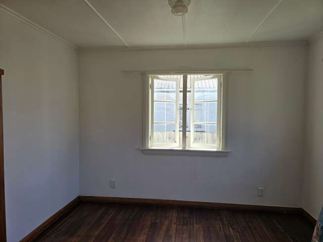 8 Leese Street Taumarunui_4