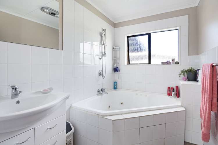 22 Harcourt Place Wakefield_15