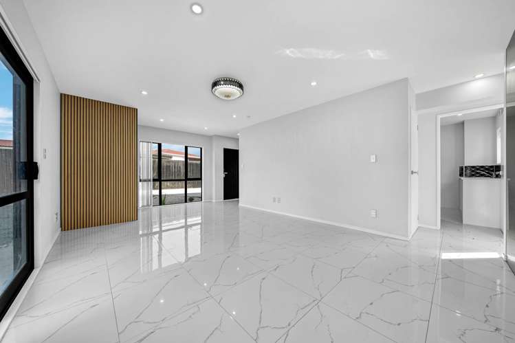 2/12 Landon Avenue_2