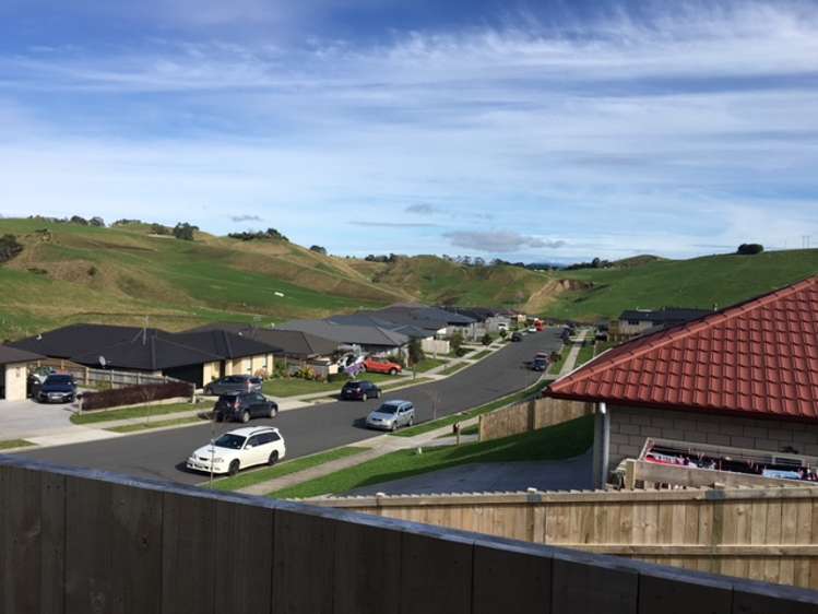 189 Ballintoy Park Drive Welcome Bay_16