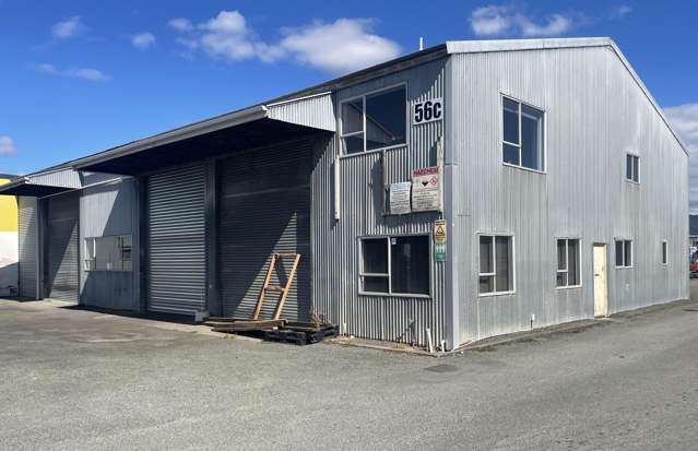 Industrial Space with Generous Yard & Warehouse