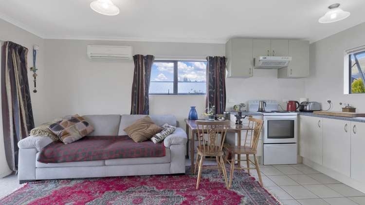 69 Princes Street Waikari_10