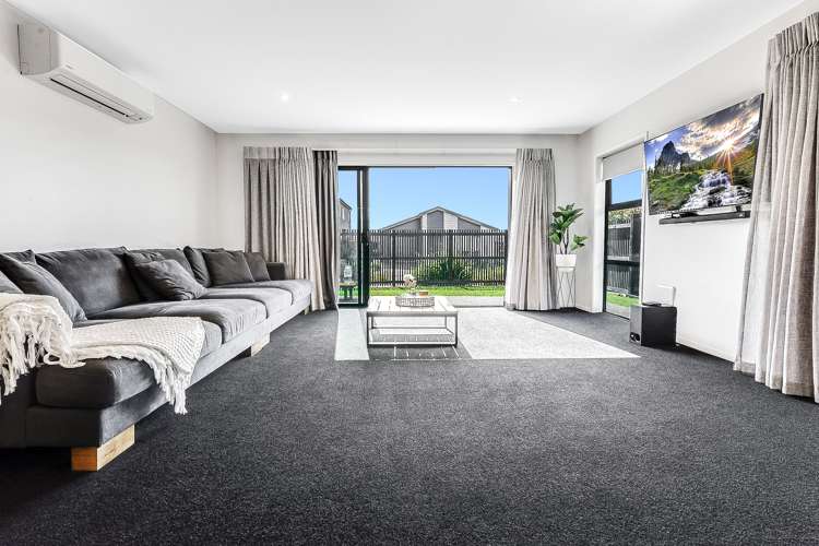 38 Probert Crescent Chartwell_10