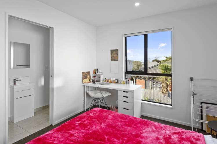 9 Verlamio Lane Edgeware_8