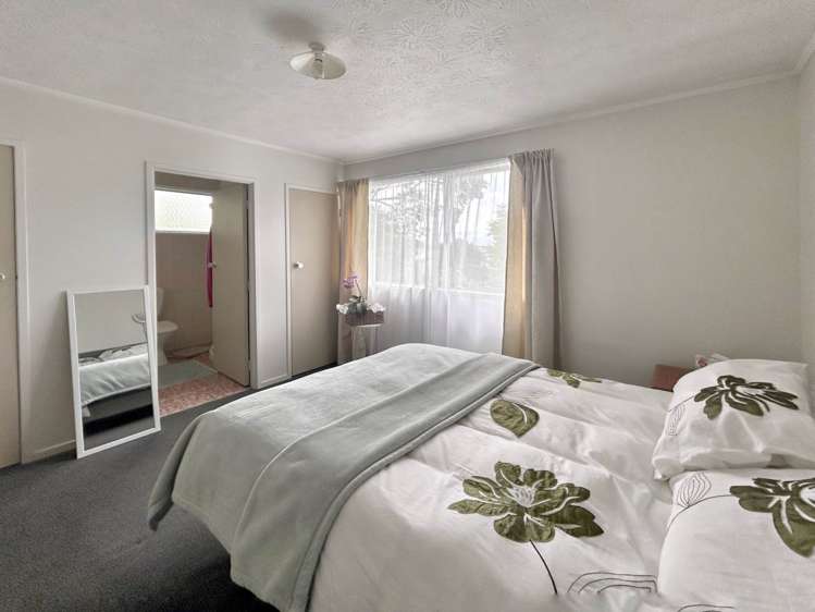 41 Adam Sunde Place Glen Eden_1