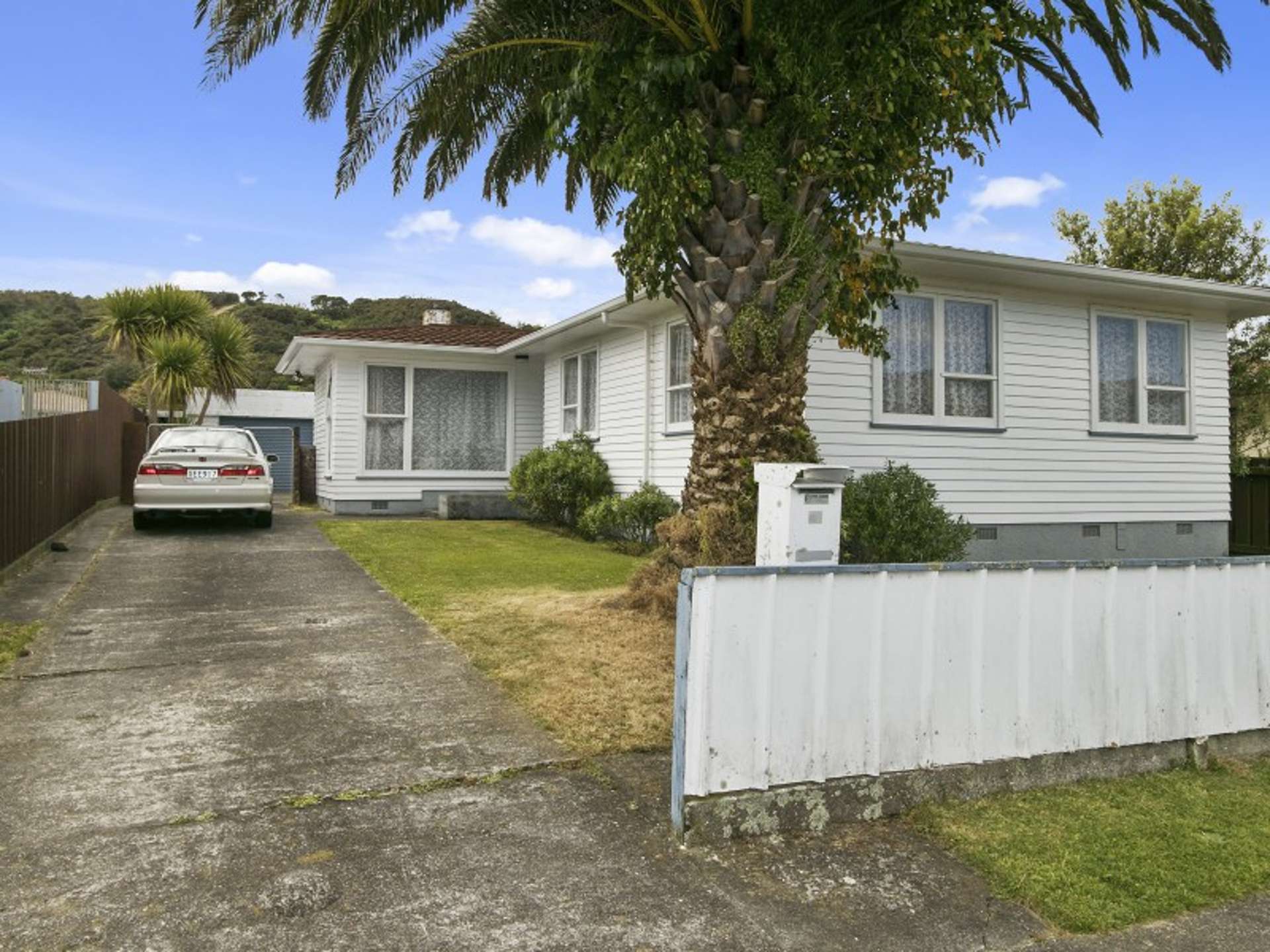 44 Momona Street Wainuiomata_0