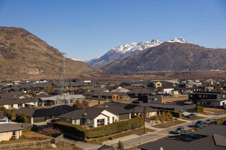 26 Woodstock Road Lower Shotover_17