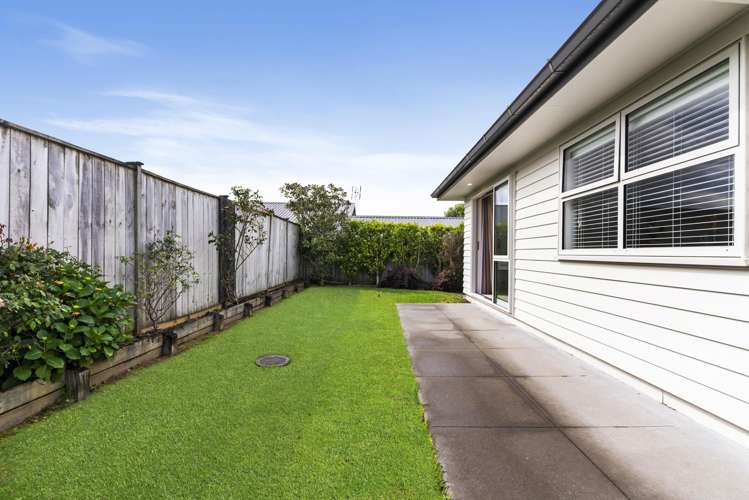 7 Andalusian Way Karaka_23