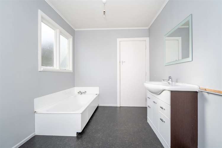 95 Salcombe Street Kaitangata_10