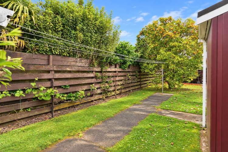 5 Newport Place Enderley_12