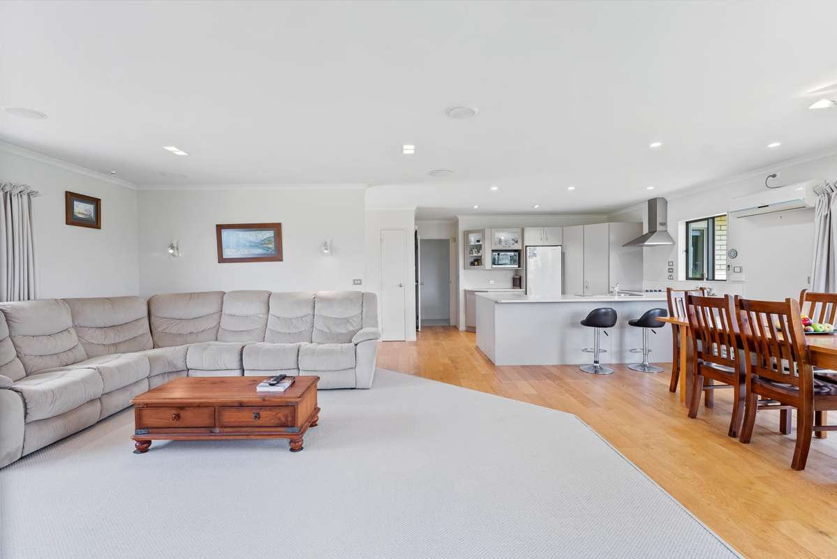 121 Nova Scotia Drive_3