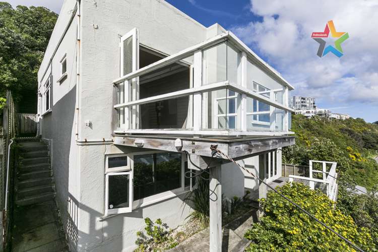 46 Shelly Bay Road Maupuia_14