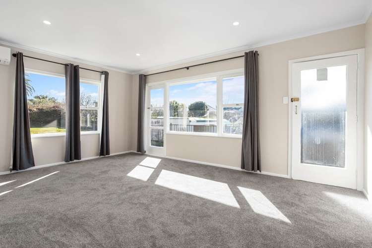 462B Old Te Atatu Road Te Atatu Peninsula_1