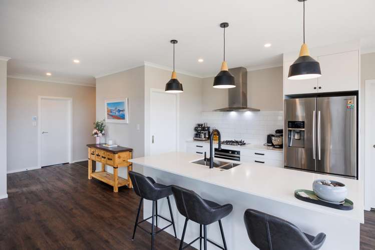 16 Cyprus Place Fitzherbert_7