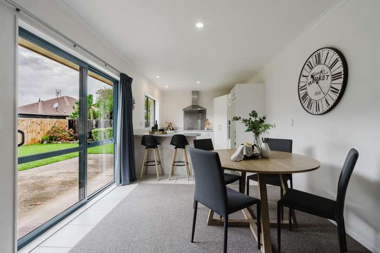 29 Somerton Drive Huntington_8