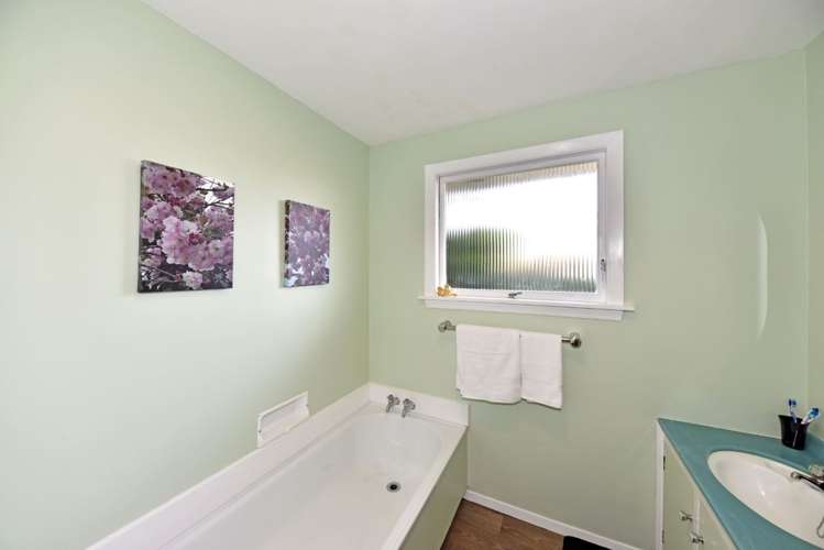 16 Harling Avenue Hillmorton_14