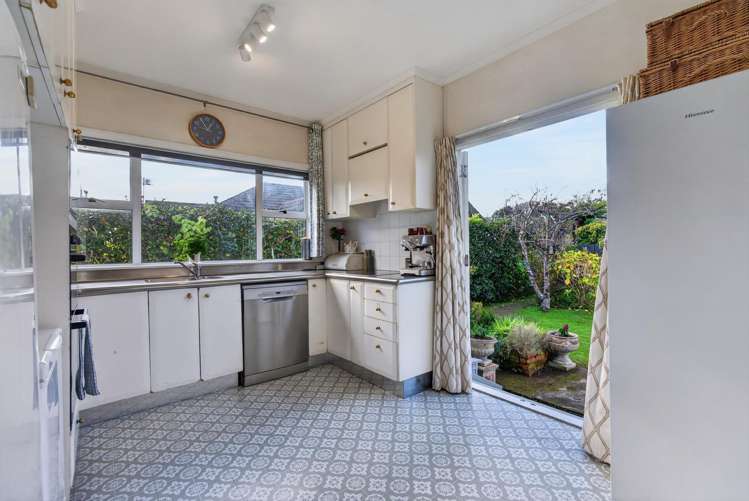 12 Bellevue Road Woburn_11