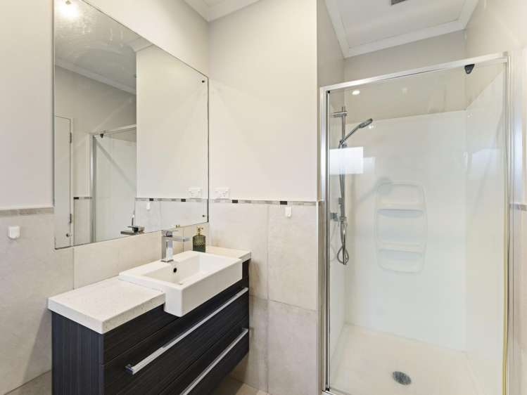 65 Costa Viva Crescent Karaka_9