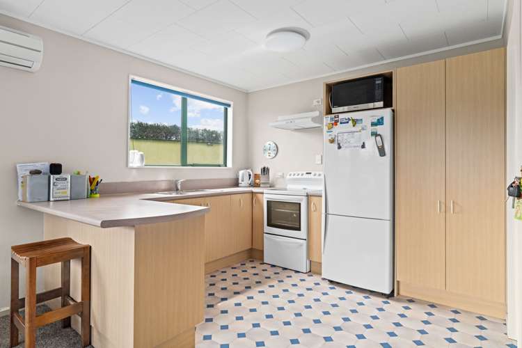 106 Thomsons Road Burnham_11