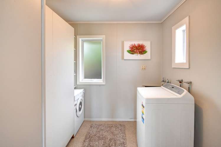 84 Bush Road Mosgiel_13