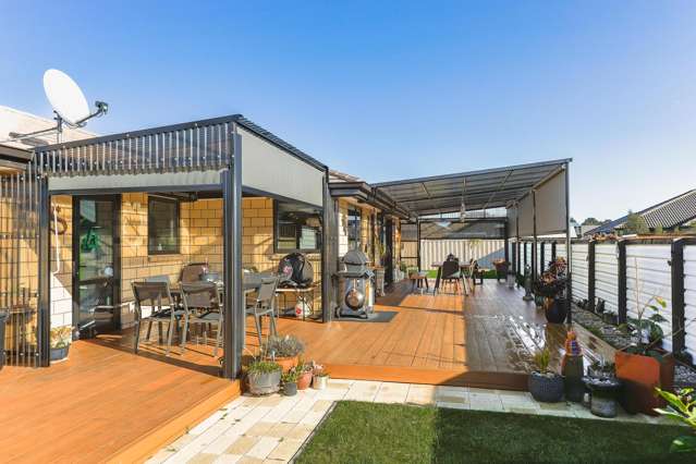 Modern Living with Garaging Galore!