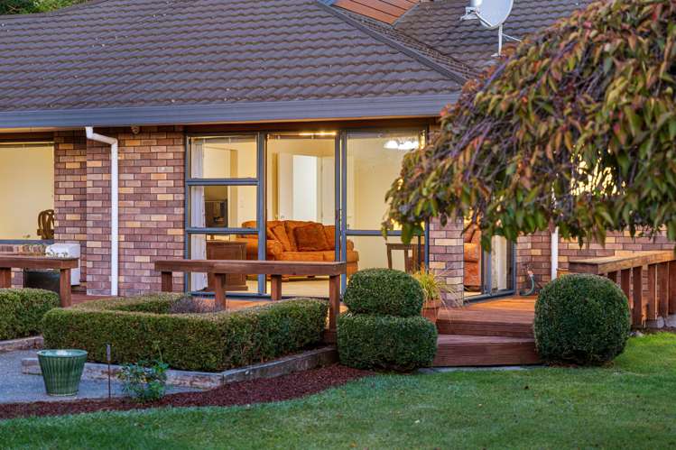 2 Rosebank Grove Waikanae_24