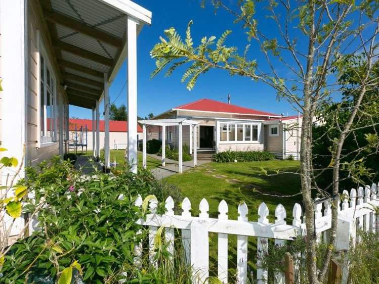 1245 Upland Road Egmont Village_15