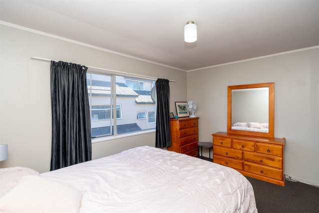 6/1243 Victoria Street Whitiora_1