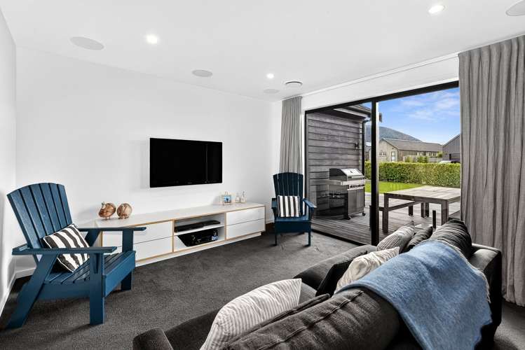 72 Infinity Drive Wanaka_8
