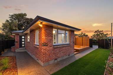 123 Kennedys Bush Road_1