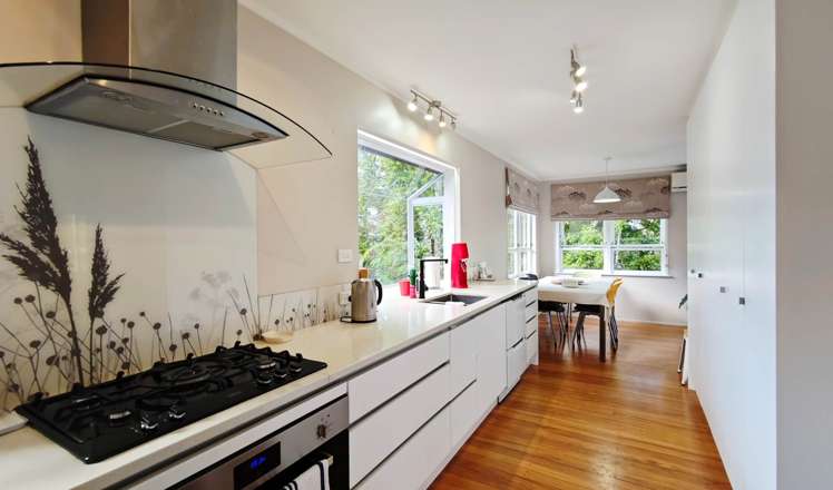 21 Rosecamp Road Beach Haven_5