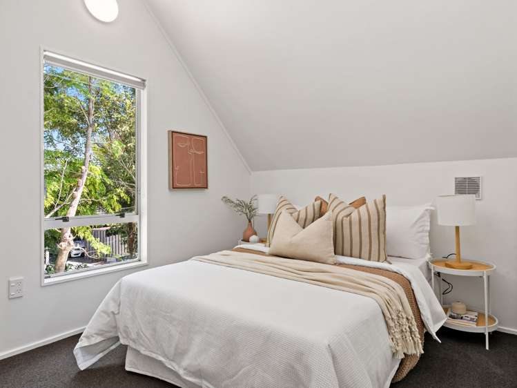 2/24 Frances Street Manurewa_14