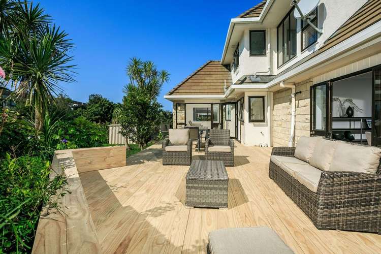 11 Penguin Drive Murrays Bay_10