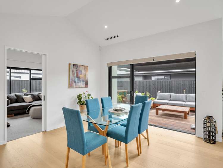 19 Guinevere Drive Lincoln_7