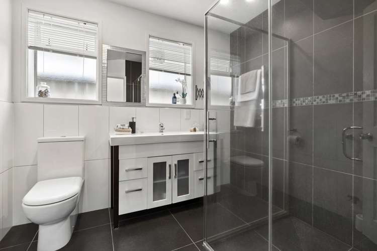 6 Ngake Street Orakei_17