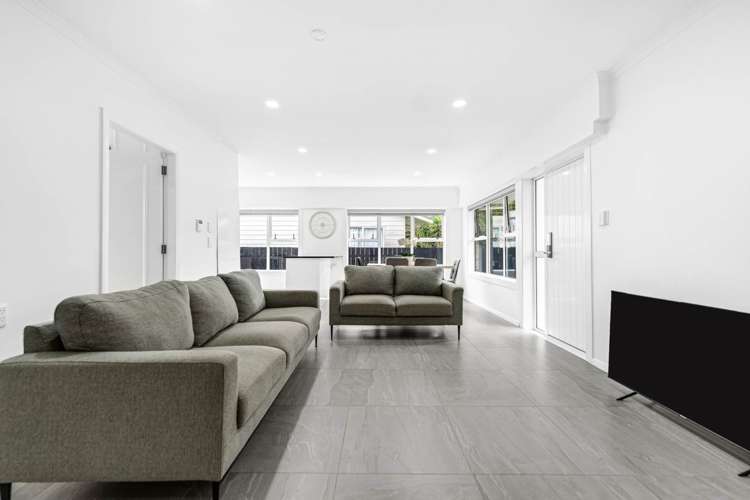 2/286 Porchester Road Takanini_11