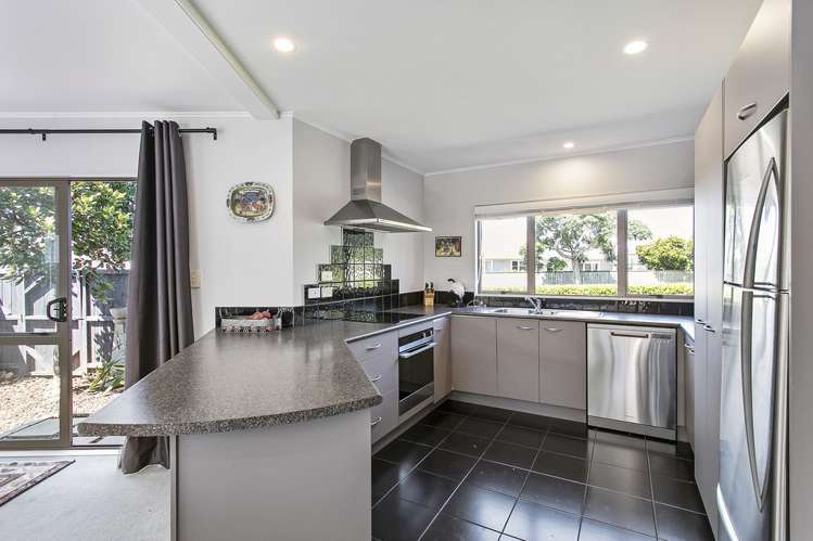 1/142 Grey Street Onehunga_6