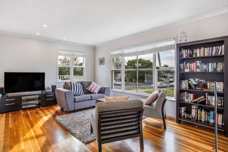 61 Holly Street Avondale_7