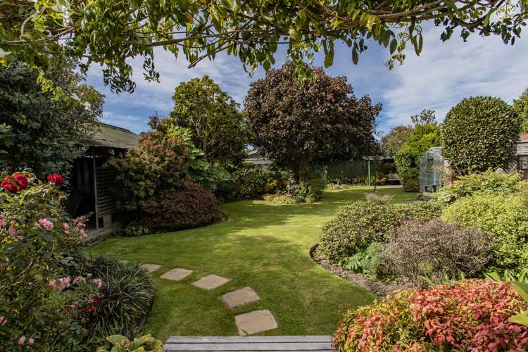 10 Clayton Road Amberley_16