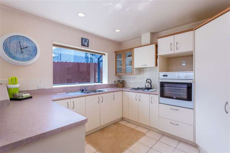 15a Pleasant Road Glen Eden_9