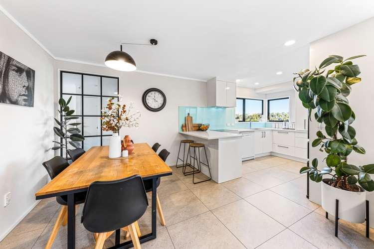 6b Antrim Grove Bayview_8