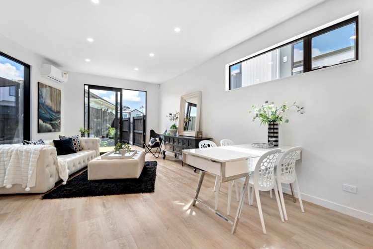 10B, C, E Serjeant Street Henderson_6