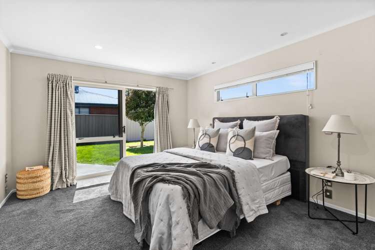 5 Aiden Lane Raureka_12