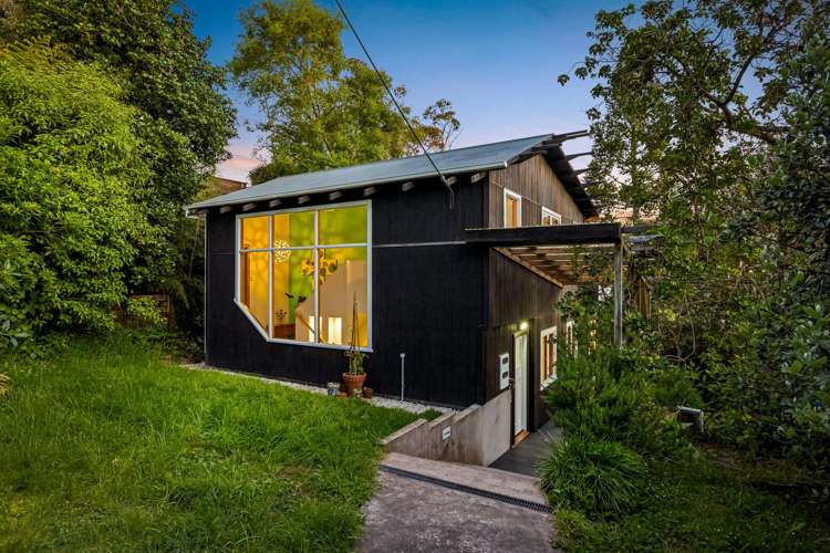 674 South Titirangi Road_1
