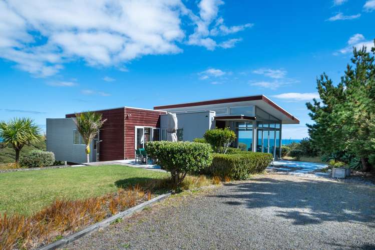 449 Oaia Road, Muriwai Beach_2