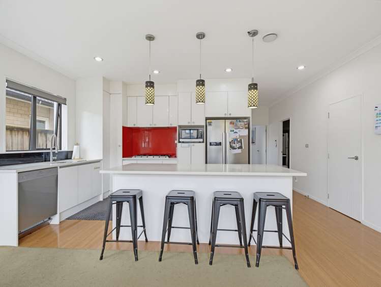 11 Carrickdawson Drive Flat Bush_7