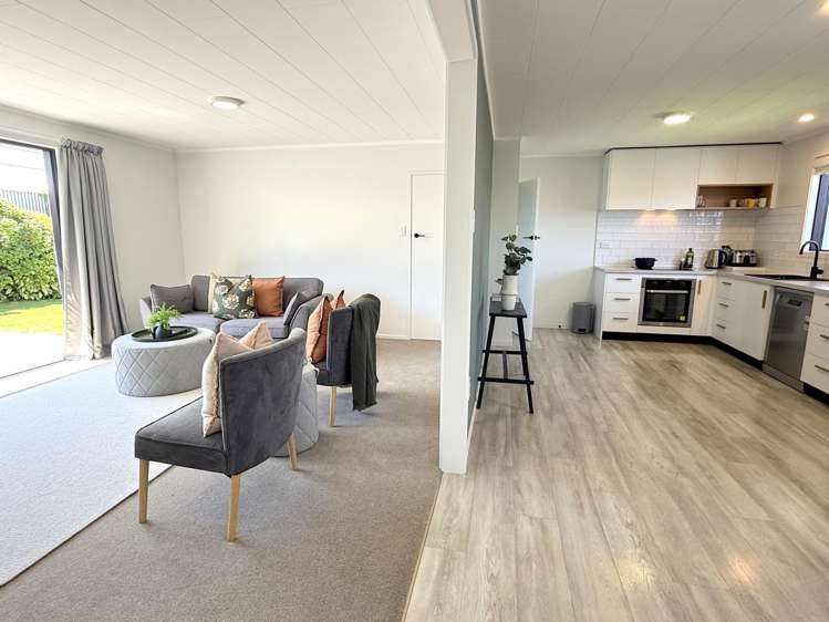 52 Newcastle Street Windsor_9